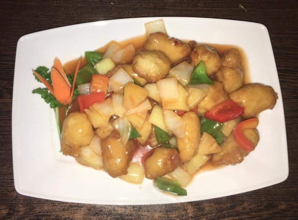 110. Porc aux ananas à la sauce aigre-douce